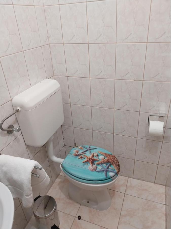 Sobe Kraft 1 Apartman Živogošće Kültér fotó